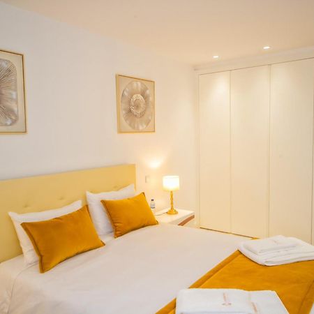 Batalha - Ferreiras Apartment ภายนอก รูปภาพ